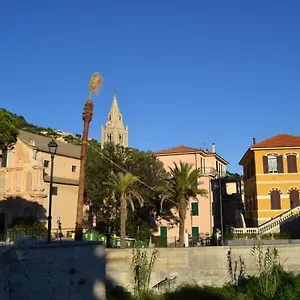 https://felice.hotelitalianriviera.com